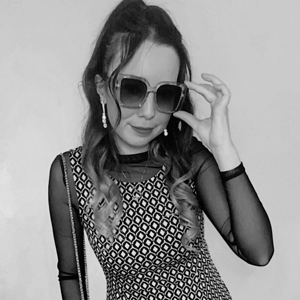 Meet your Posher, Emily